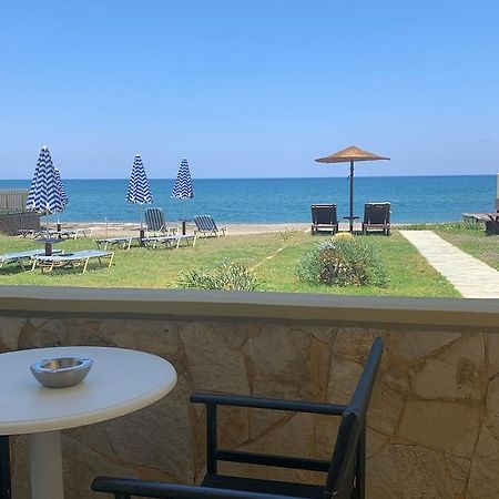 פלטניאס Ermis Suites מראה חיצוני תמונה