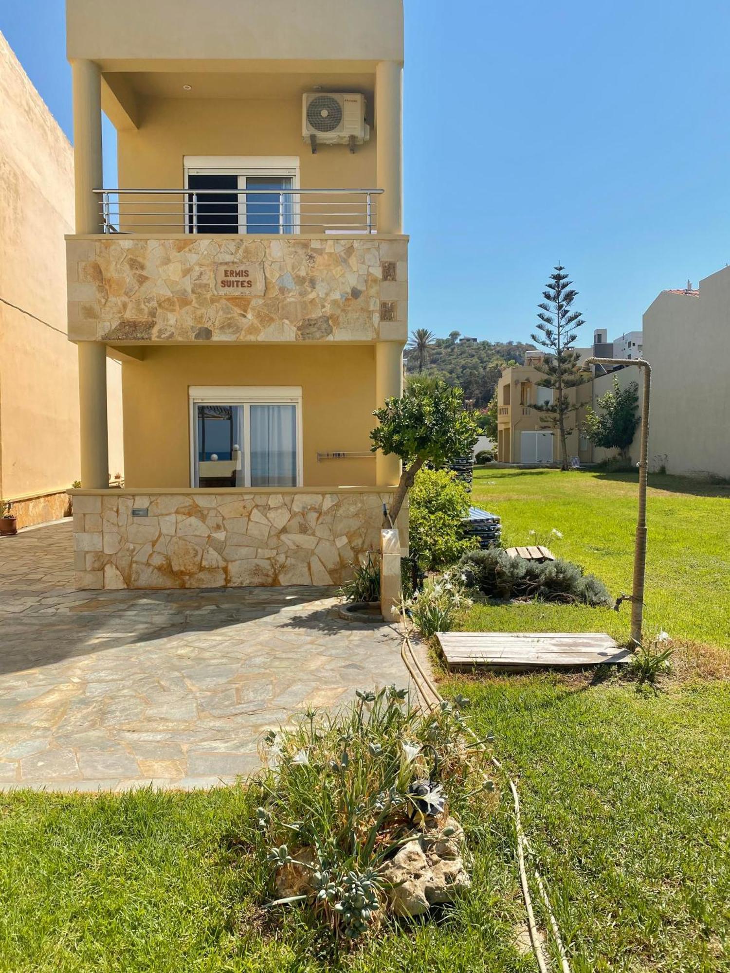 פלטניאס Ermis Suites מראה חיצוני תמונה