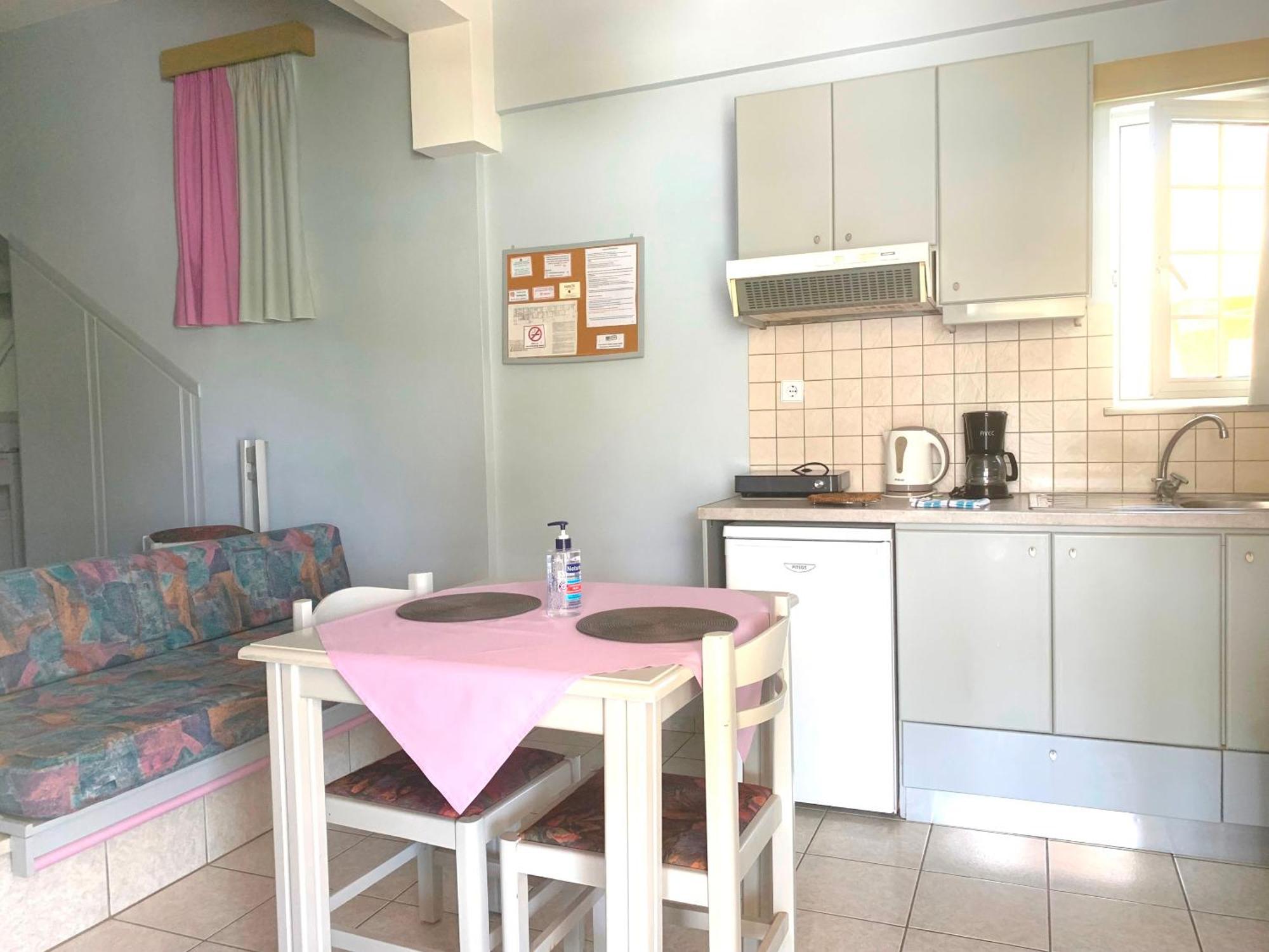 פלטניאס Ermis Suites חדר תמונה