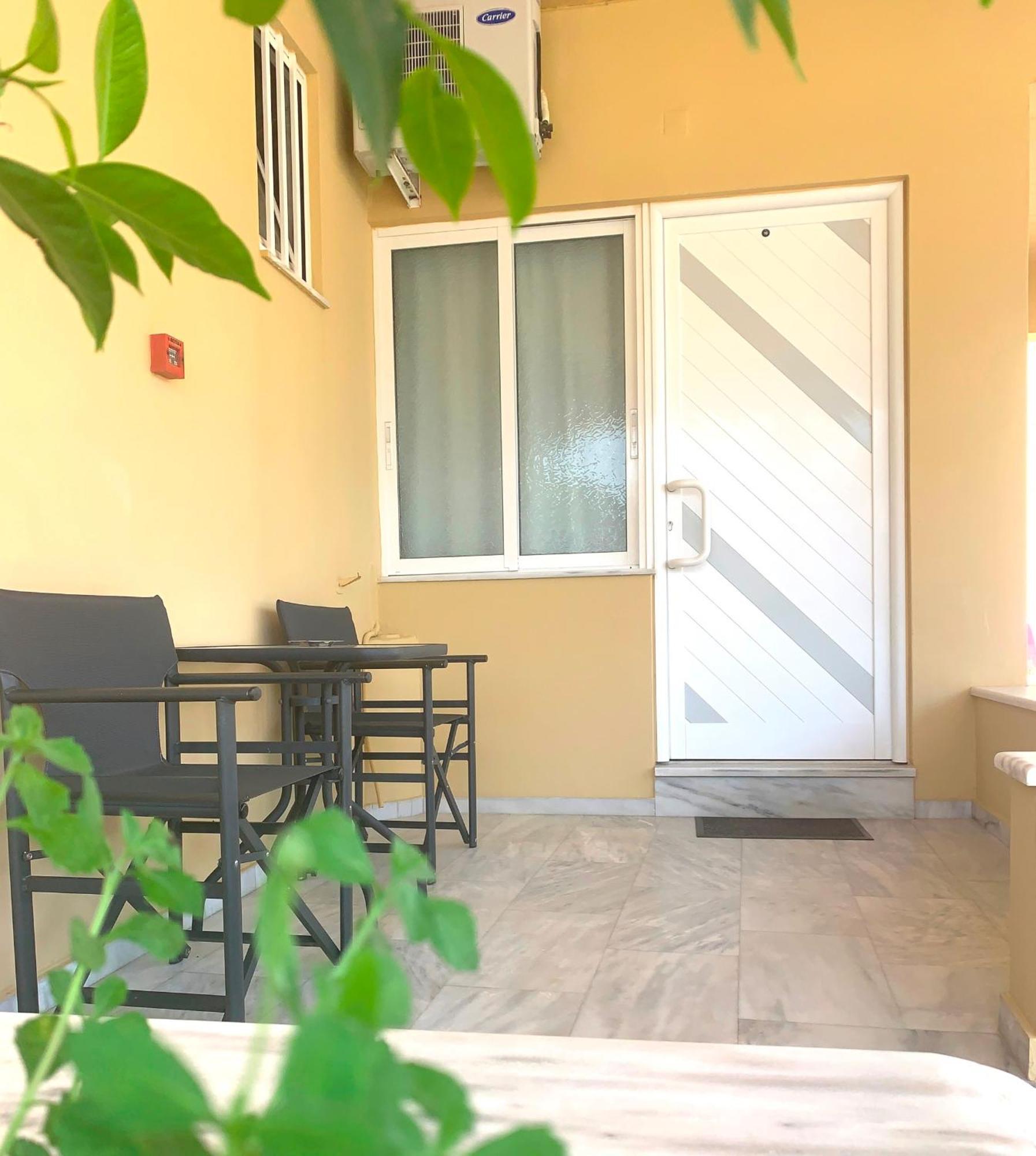 פלטניאס Ermis Suites חדר תמונה