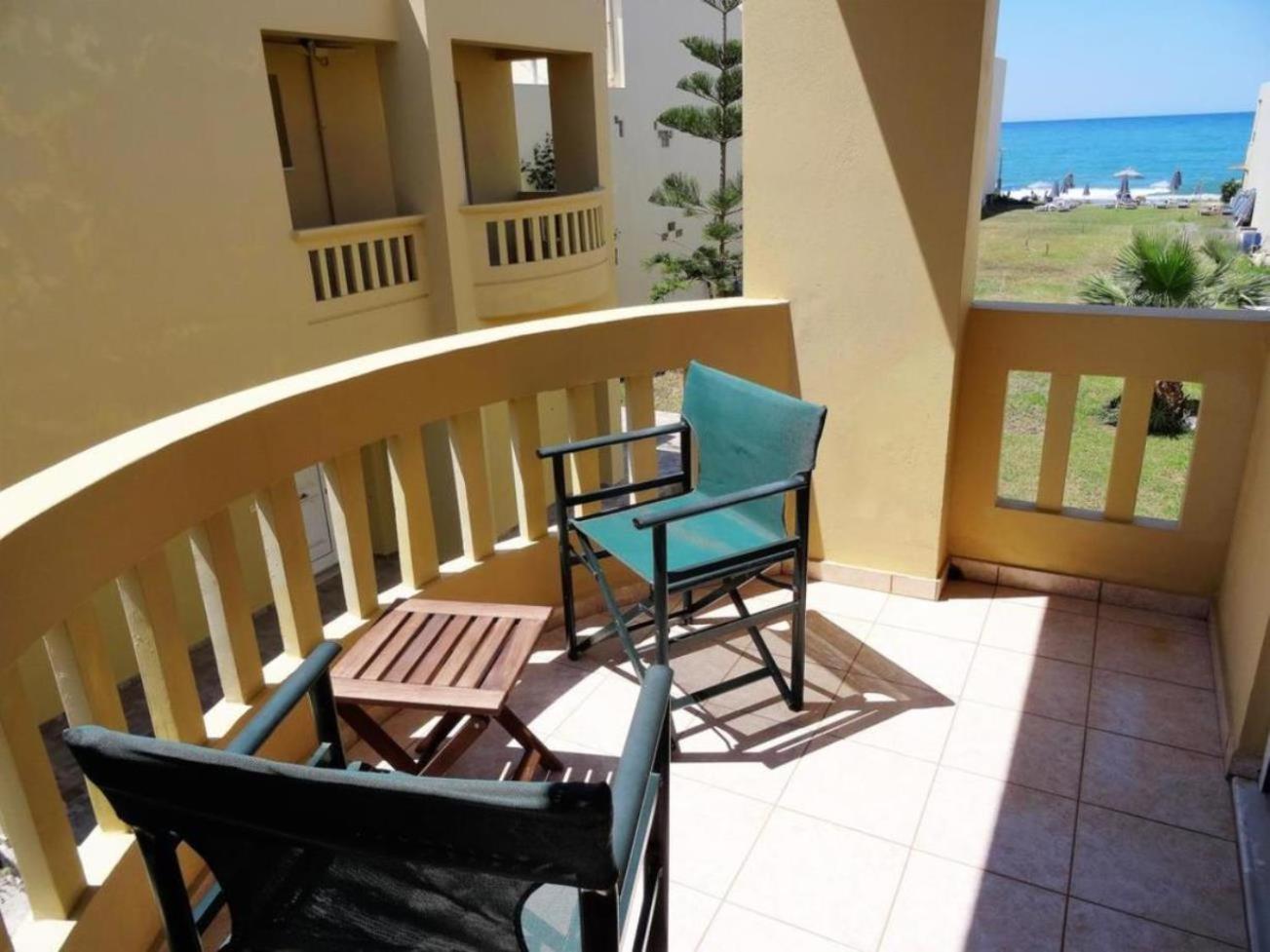 פלטניאס Ermis Suites מראה חיצוני תמונה